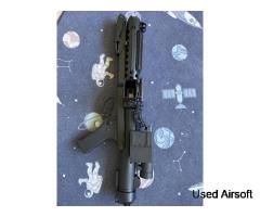 S & T E11 Blaster AEG  with two magazines & battery