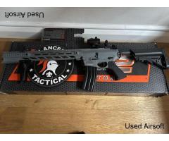 Lancer Tactical M4 - red-dot, additional mags, original box, etc