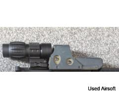 Red dot an magnifier scope