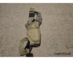 Tan right handed drop leg holster - Image 2