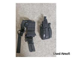OneTigris Tactical MOLLE Pistol Holder, Black-Right Handed, 4.7 x 7.5 inches