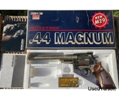 S&W .44 Magnum `Dirty Harry`