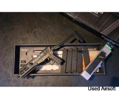 Tokyo Marui Scorpion Mod-M Aep + 6 TM Mags