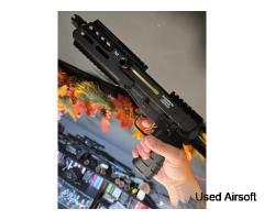 Tokyo Marui Scorpion Mod-M Aep + 6 TM Mags - Image 2