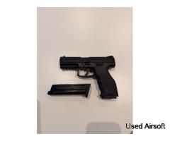 VFV / Umarex H&K VP9 GBB + spare mag