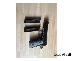 CO2 powered 1911 pistol