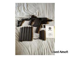 GBB Kriss Vector, 5 mags & HPA adaptor