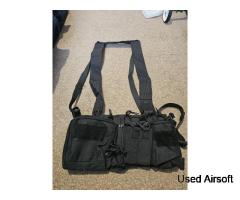 Black recon chest rig