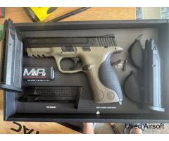 M&P9 S&W Tokyo Mauri pistol tan