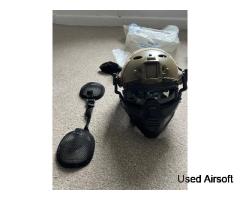 Airsoft bundle of equipment(fast helmet with tactical vest) - Image 4