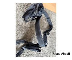 Belt with holster and dump pouch - Image 3