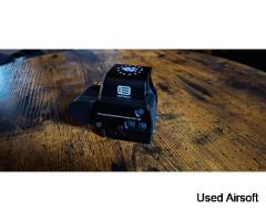 Eotech 558 red dot sight