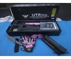Double Eagle M917G UTR45 Submachine Gun, pink and black, slight wear