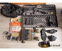 Full airsoft kit with rifle, lancer tactical gen 3