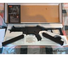 Double Eagle UMP45 aeg with 2 mags in great working order - Image 2