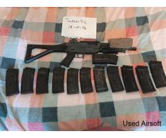 Sig Sauer 552 aeg with 13 mags and battery peq box