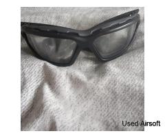 Face protection set up - Image 2