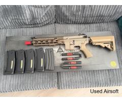 Tokyo Marui 416 Delta in Dark Earth, 4 Spare NGRS Magazines and 2 SOPMOD batteries