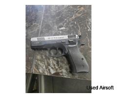 Air pistol