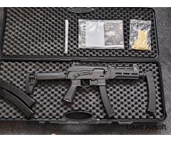 WELL PRO WE06-GM PPK-20 Compact GBB SMG - Image 2