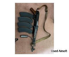 Tokyo Marui AkK74 S EBB With 4 Magazines