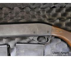 Tokyo Marui M870 Gas Pump Shotgun Faux Wood Design - Image 4