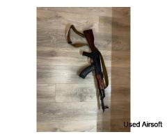 E&L EL-A101S Airsoft AKM AEG Rifle – 6mm – Minimal Use – With Accessories