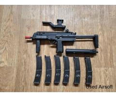 TM MP7 with accessories - Image 3