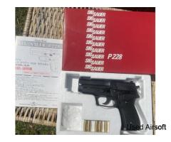 SIG SAUER P228
