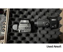 Eotech holo and magnifier