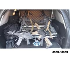 Lots of guns pistols