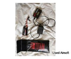 Titan Smart Battery Charger, Battery & Case