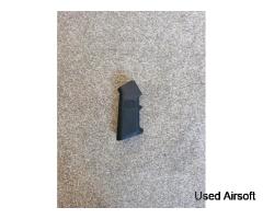 AR-15 A2 pistol grip
