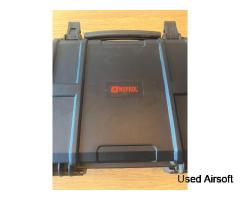 Nuprol large hard case wave padding