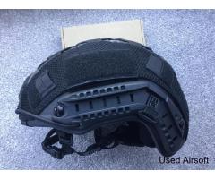 Level 3A Ballistic Helmet - Medium/Large - FAST style with helmet cover - new/unused - Image 4