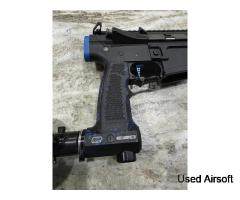 ssg1 with and esg grip - Image 4