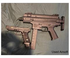 Not AirSoft gel blast pistol is spring - Image 3