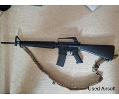 Cyma Platinum Upgraded Vietnam M16A1 + 6 magazines