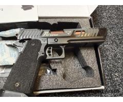 Army action taran tactical jw4 pit viper original box and two mags - Image 2