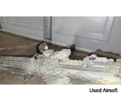EMG Helios x Knight's Armament SR-16E Mod2 MLOK Airsoft AEG Rifle - Image 2