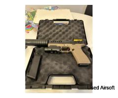 Novritch SSP18 (Glock) with some extras