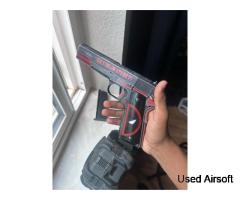 We tech Deadpool 1911 W/ drum mag+extras