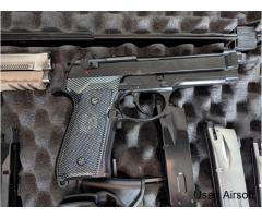 Bundle We big bird, We m92  with mags and holster open to offers - Image 2