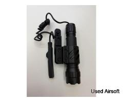 Feyachi 1200 lumens torch