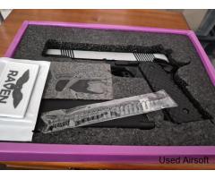 RAVEN MEU SILVER SLIDE