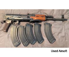 E&L AKMS + 5 Steel Magazines