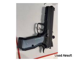 ASG CZ Shadow 2 GBB Pistol – Near-New – –2 Mags (Green Gas + CO₂) – £139