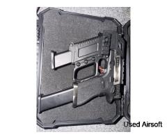 We Glock 17
