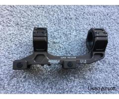 Airsoft clone - Geissele Scope mount - FDE