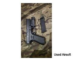 Glock 17 gen 4 w/ TLR 1 LIGHT